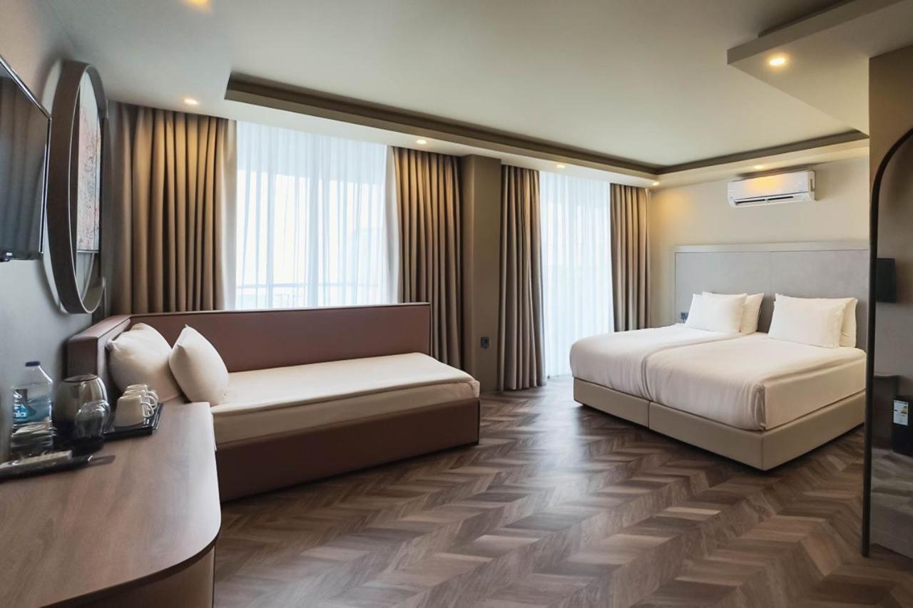 Bueyuek Hotel (Adults Only) Alanya Exterior foto